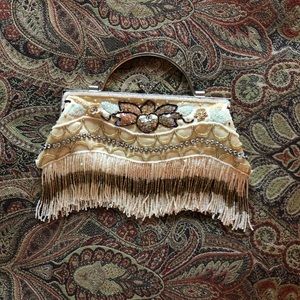 Vintage Hand Beaded Ivory/Taupe Clutch w/chain